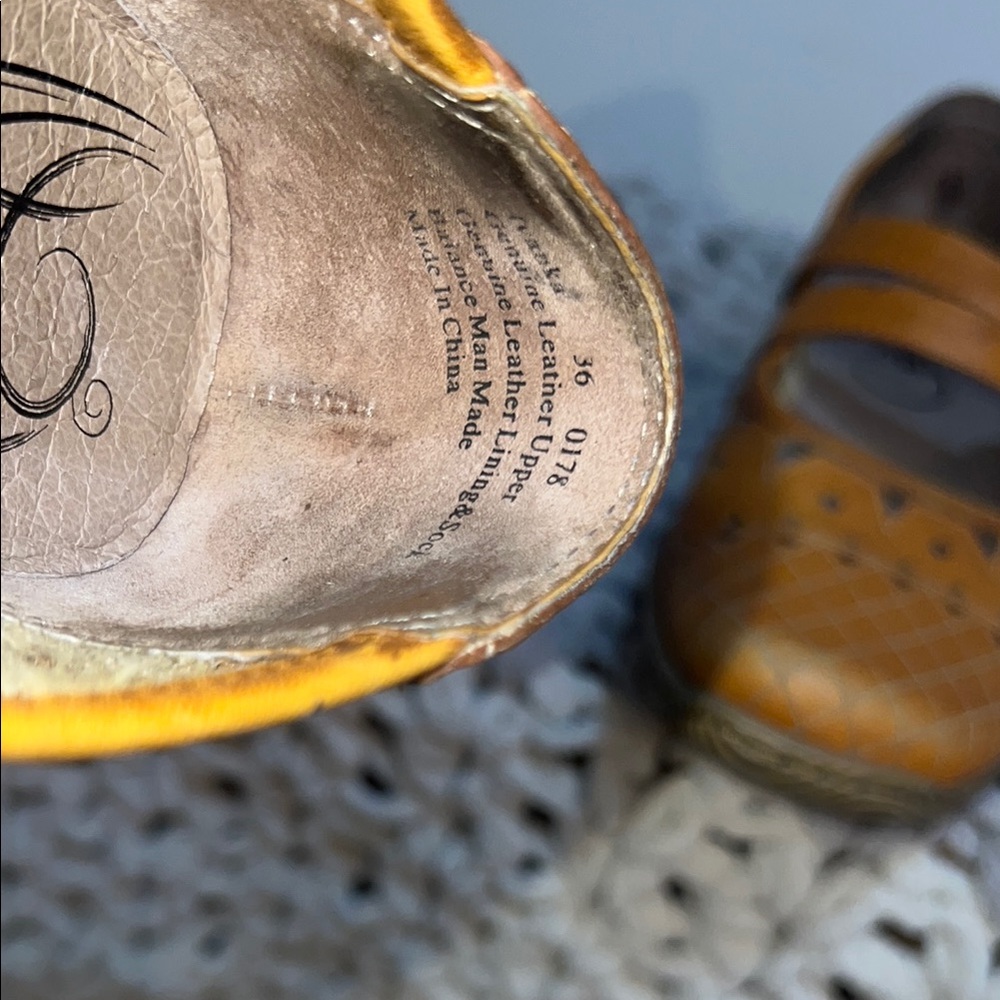 Umberto Raffini Tan Leather Mary Jane Flat with Perforated Design - Picture 12 of 14